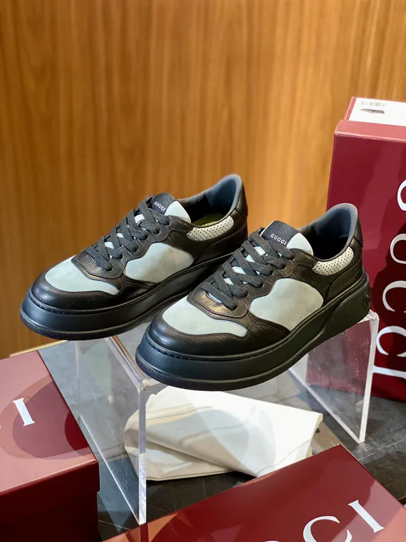 Gucci Shoe 